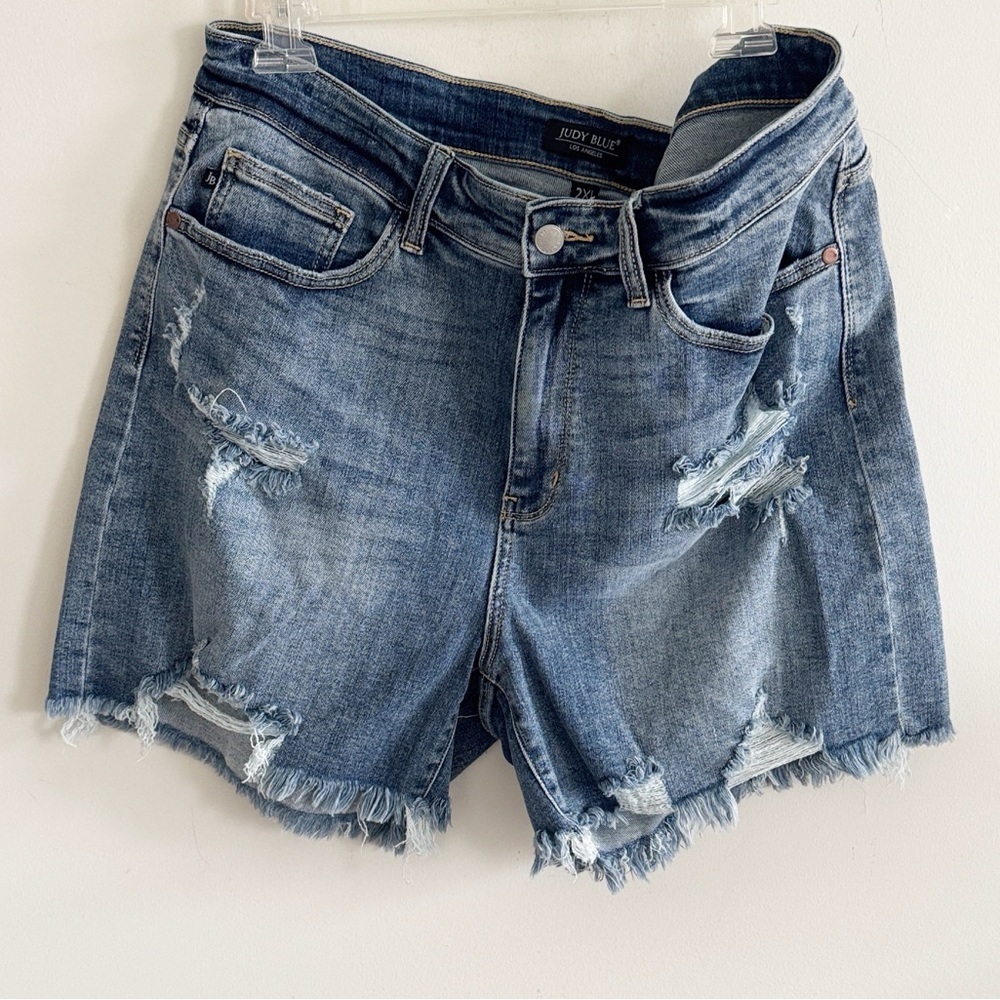 Judy Blue stretchy distressed high waist jean denim shorts plus size 2X/ 18W